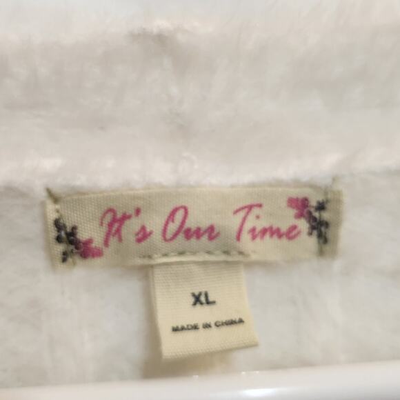 It's Our Time White V-Neck Cozy Faux Fur Button Front Cardigan Sweater Size XL - Picture 4 of 6
